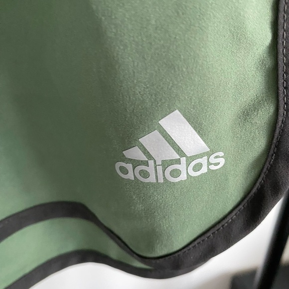 Adidas Climalite Shorts - Picture 2 of 4